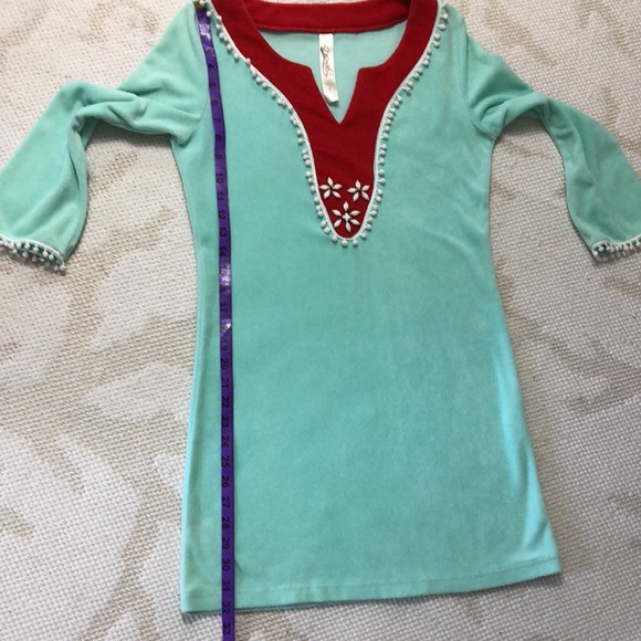 Priorities swimsuit cover - Picture 10 of 13